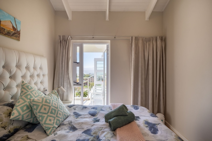 6 Bedroom Property for Sale in Cutty Sark Western Cape